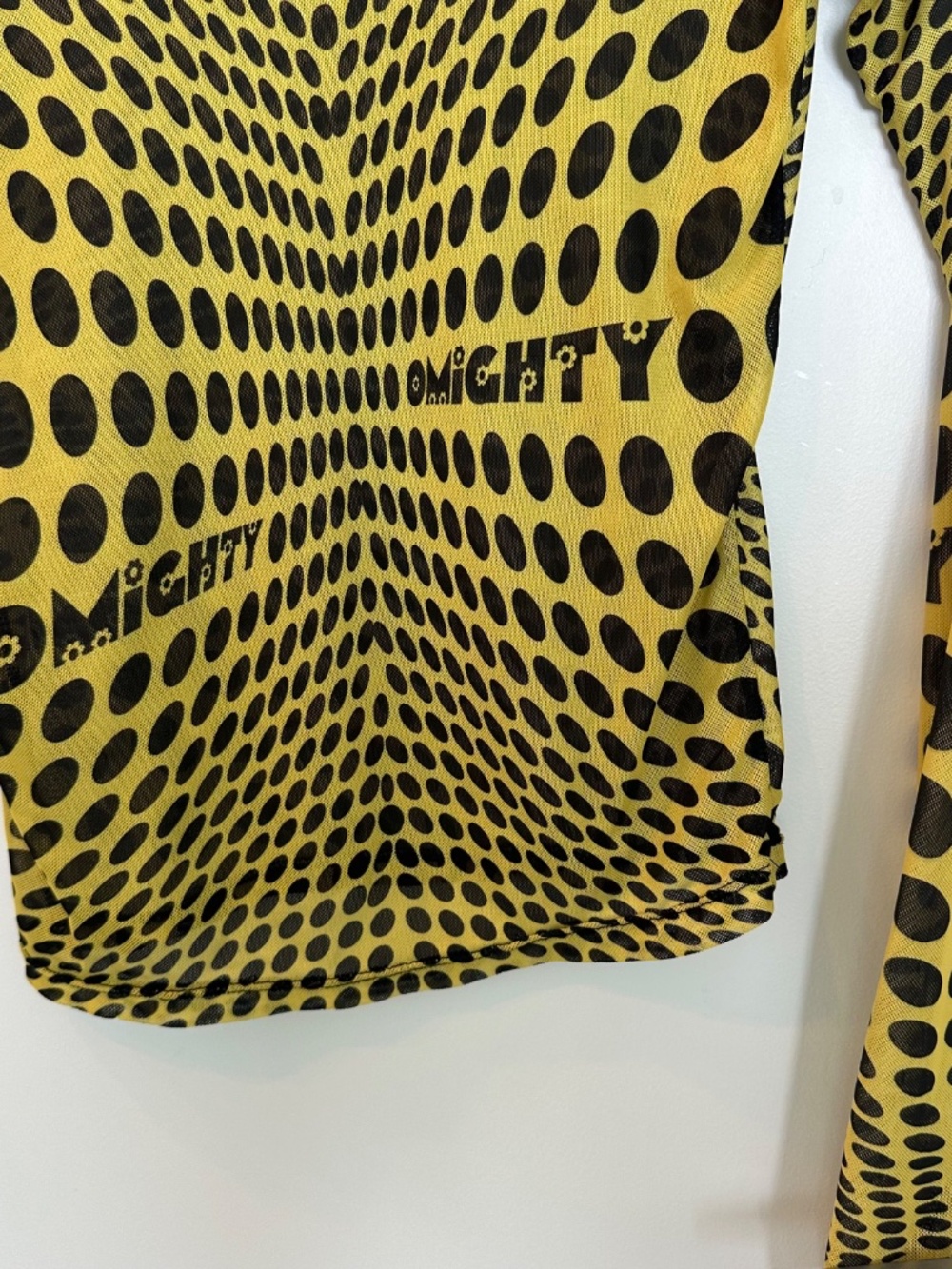OMIGHTY Mesh Illusion Polka Dot Top Size S - Picture 9 of 9